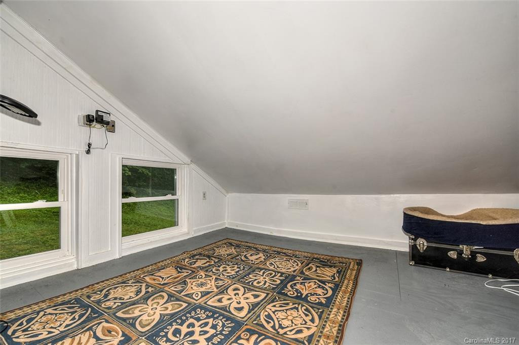307 Tanglewood Road - Photo 10