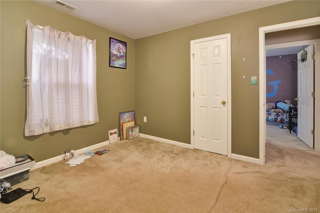 49 Whitaker Circle - Photo 13
