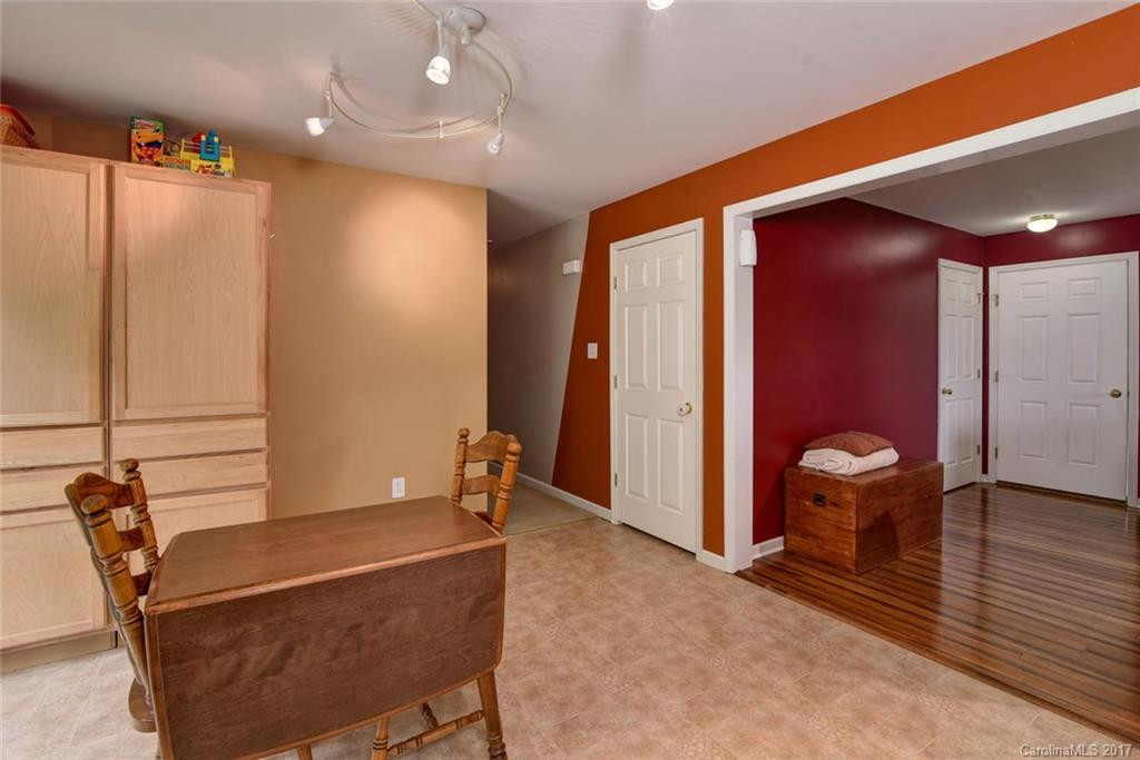 49 Whitaker Circle - Photo 8