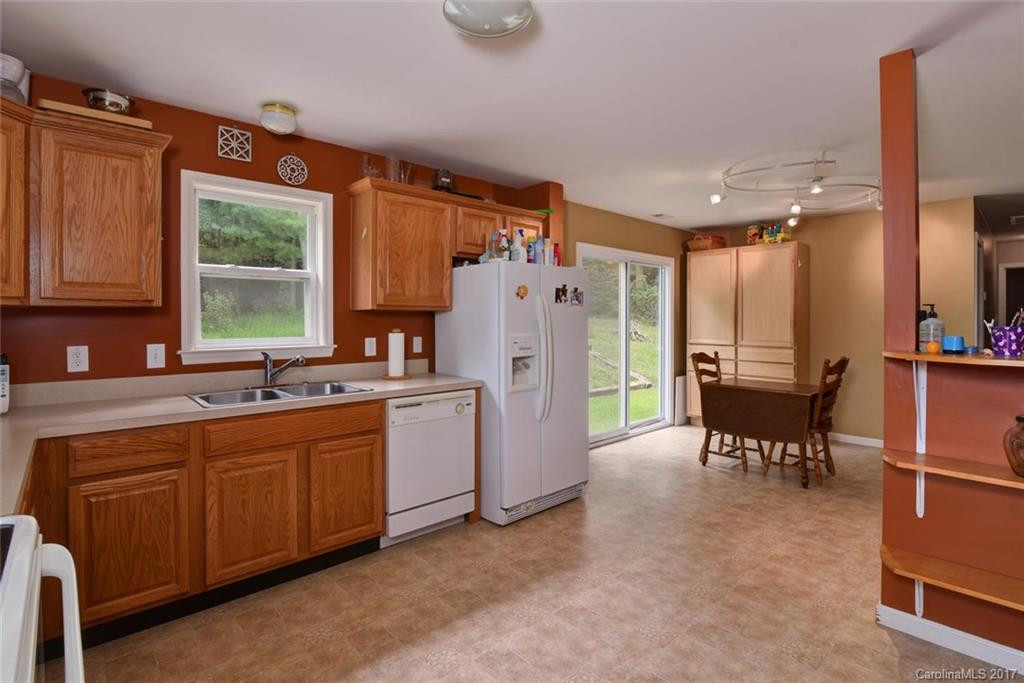 49 Whitaker Circle - Photo 10