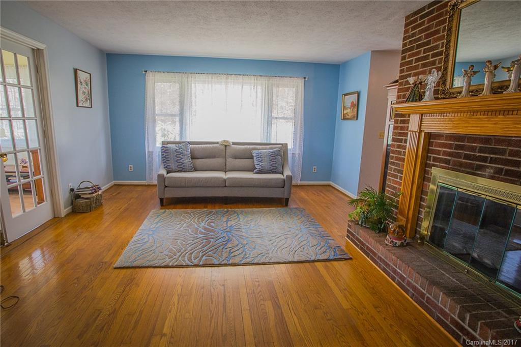410 Old Mars Hill Highway - Photo 5