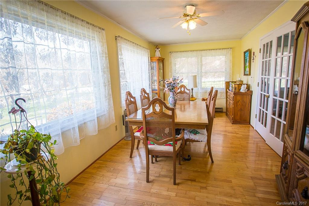 410 Old Mars Hill Highway - Photo 8