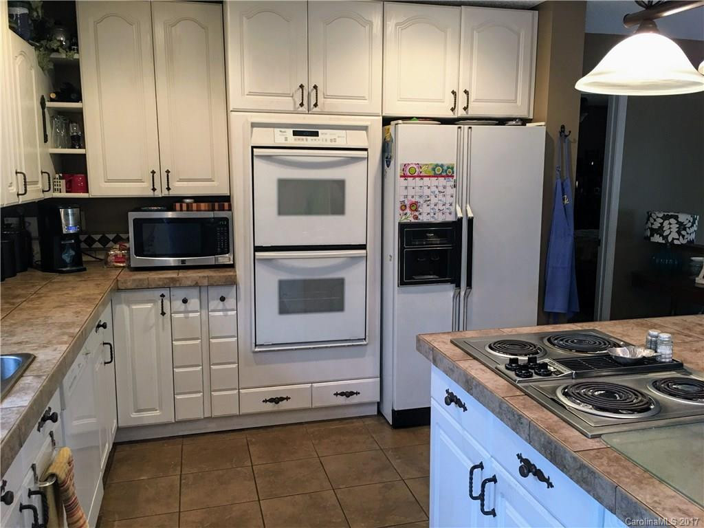 26 Clayton Drive - Photo 3