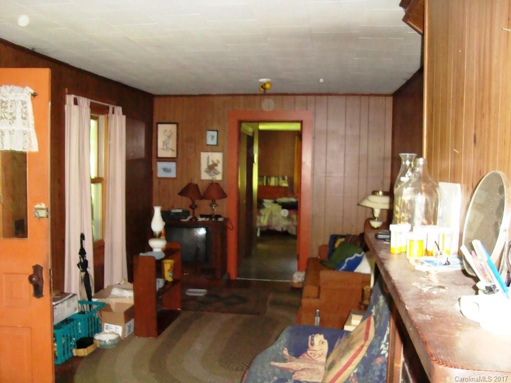 1454 US Hwy 176 Highway - Photo 10