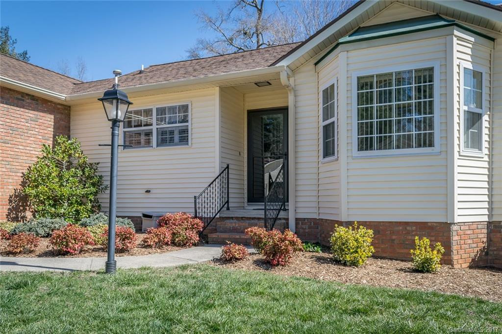 141 Exeter Court #Ph 1 & 2 - Photo 2