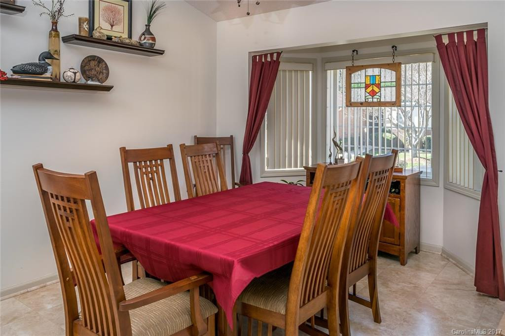 141 Exeter Court #Ph 1 & 2 - Photo 8
