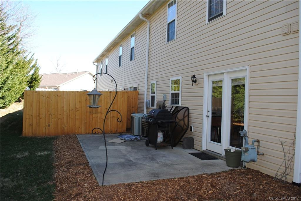 31 Birkshire Way #12 - Photo 2