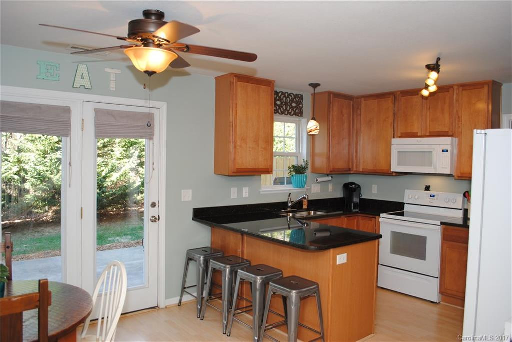 31 Birkshire Way #12 - Photo 24