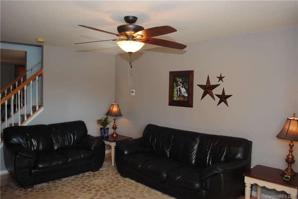 31 Birkshire Way #12 - Photo 8