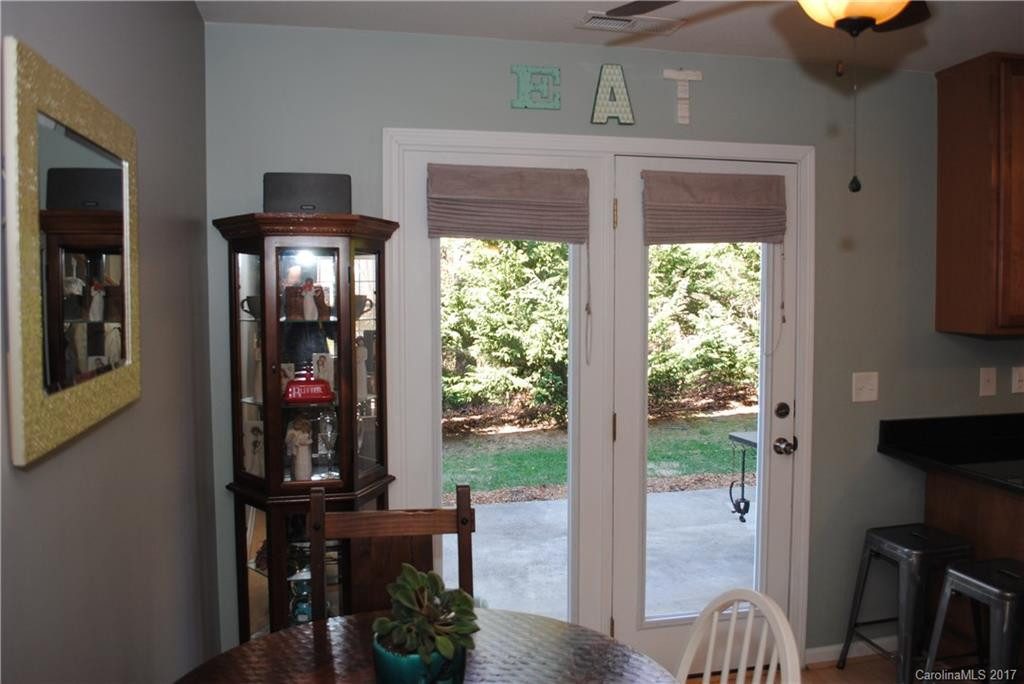 31 Birkshire Way #12 - Photo 10