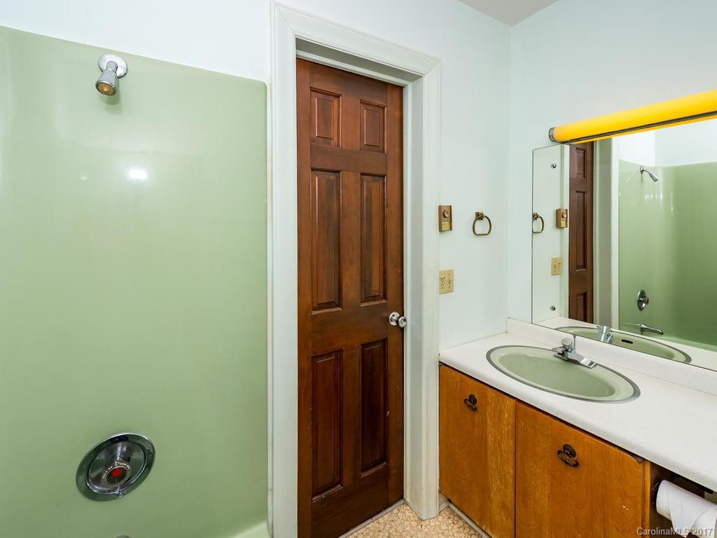 336 Fairway Drive - Photo 21