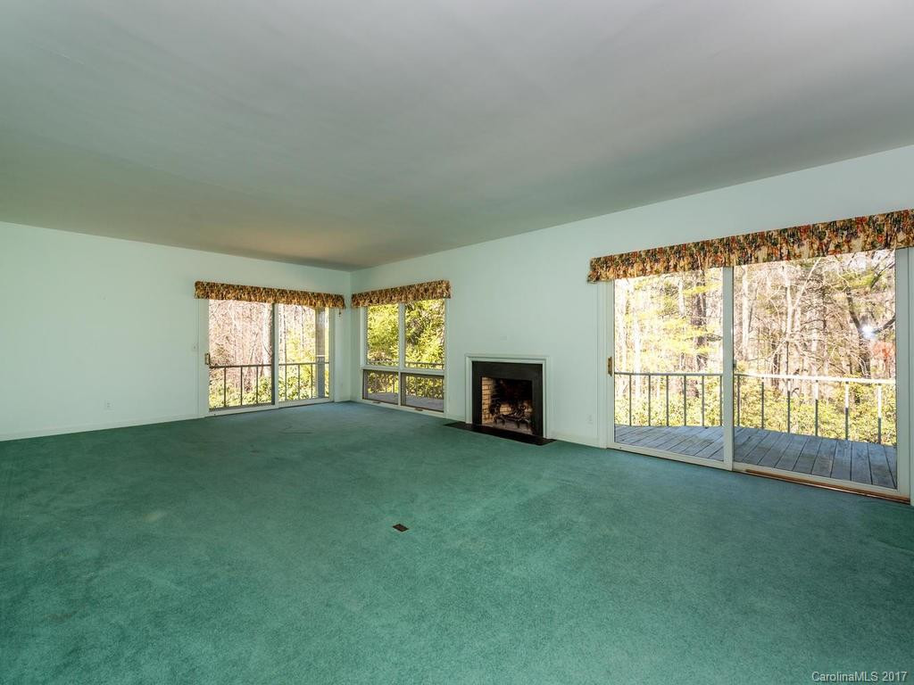 336 Fairway Drive - Photo 4