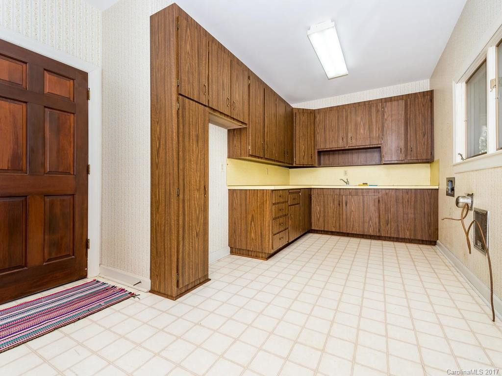 336 Fairway Drive - Photo 9