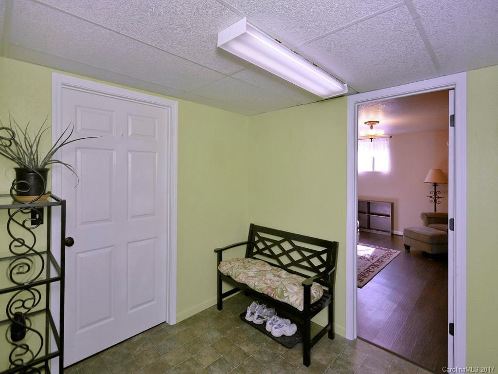 708 Dawnwood Lane - Photo 16