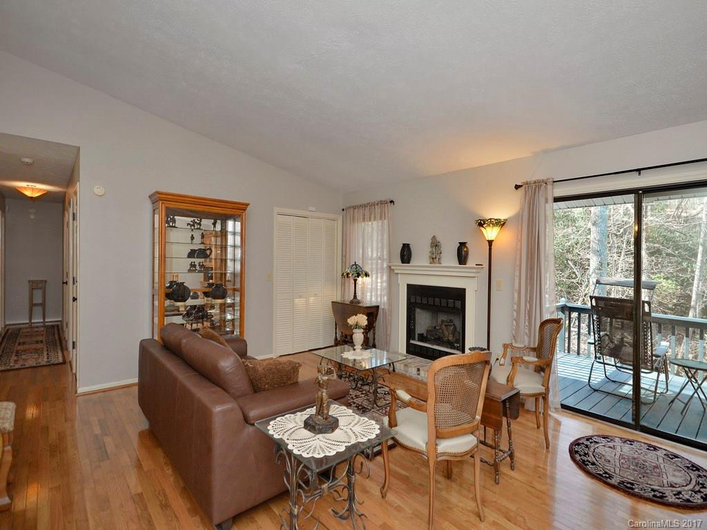 708 Dawnwood Lane - Photo 3