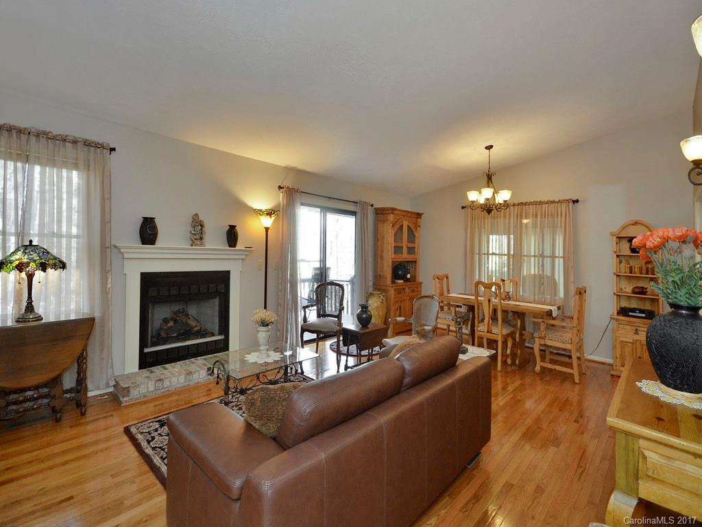 708 Dawnwood Lane - Photo 5