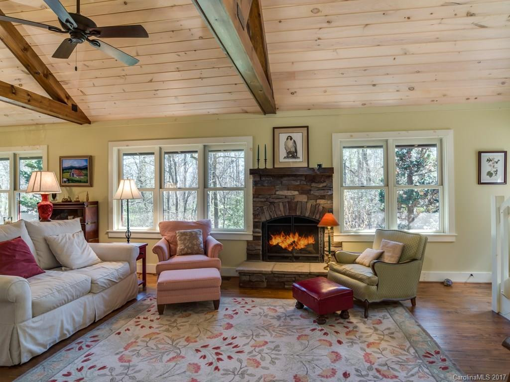 992 Mountain Page Road - Photo 11