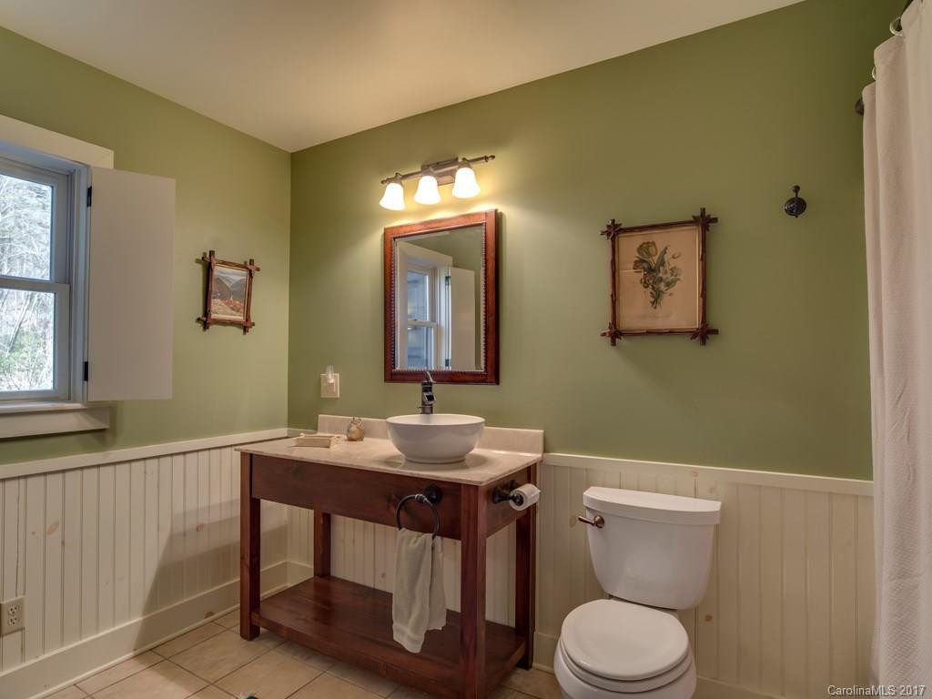 992 Mountain Page Road - Photo 12