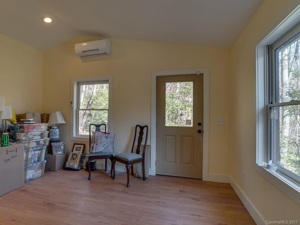 992 Mountain Page Road - Photo 21