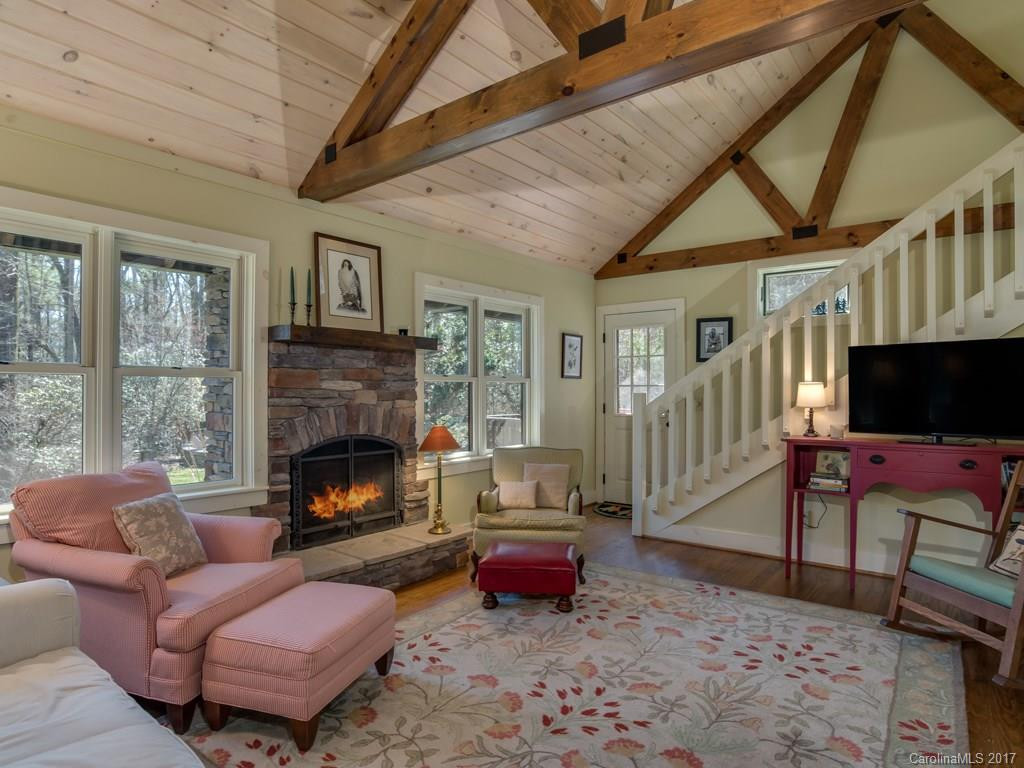 992 Mountain Page Road - Photo 9