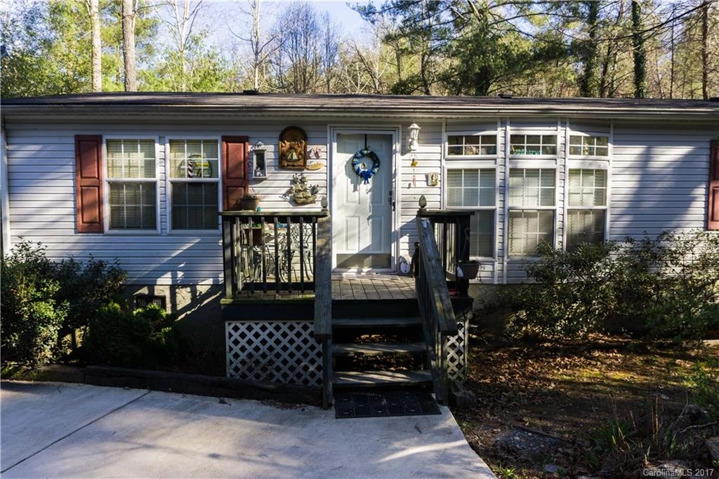 27 New Carlyle Way #8