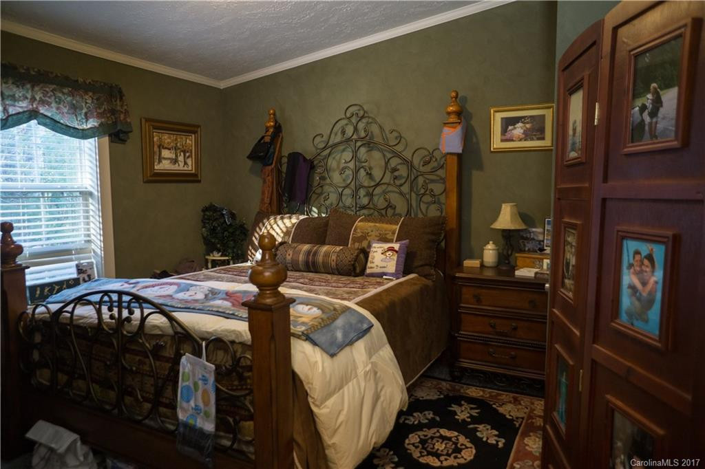 27 New Carlyle Way #8 - Photo 11
