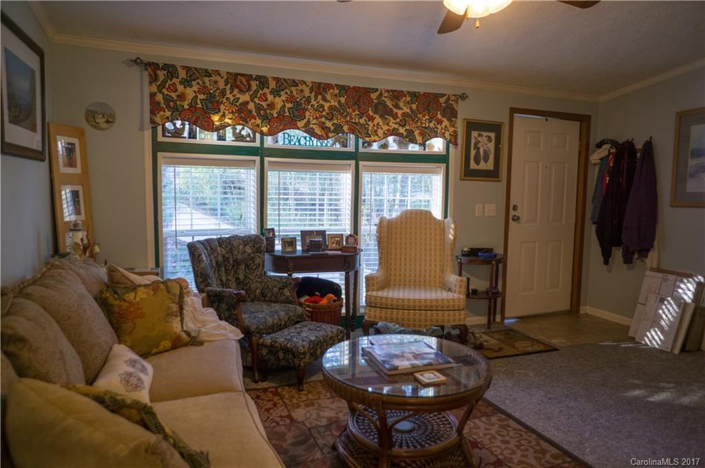 27 New Carlyle Way #8 - Photo 3
