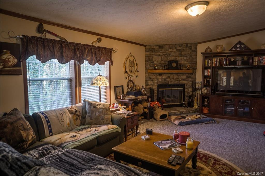 27 New Carlyle Way #8 - Photo 5