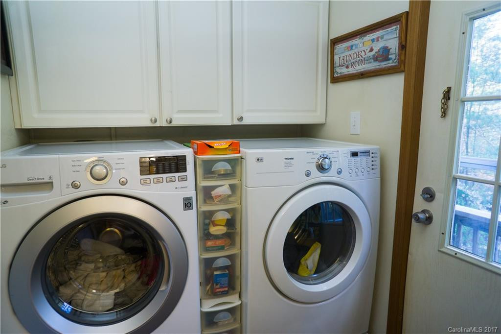 27 New Carlyle Way #8 - Photo 10