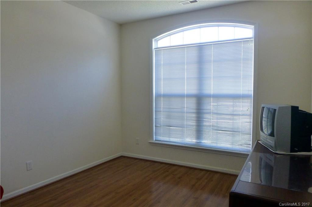17 Hollow Crest Way - Photo 15