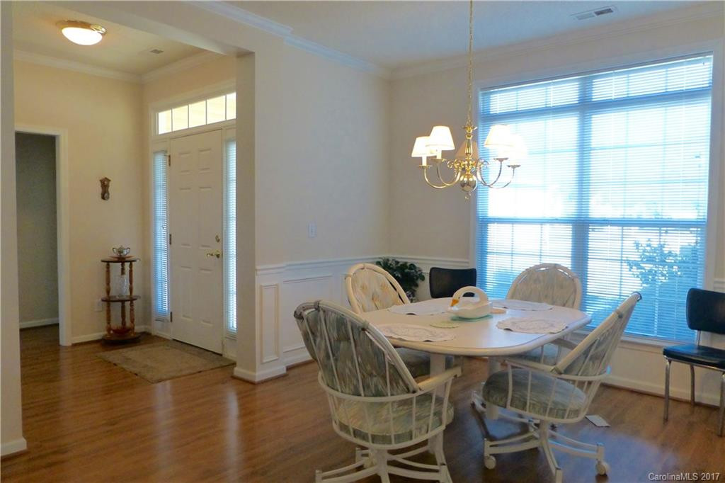 17 Hollow Crest Way - Photo 3