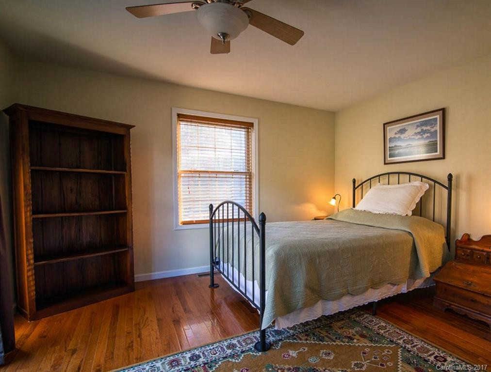 239 Buzzards Place - Photo 7