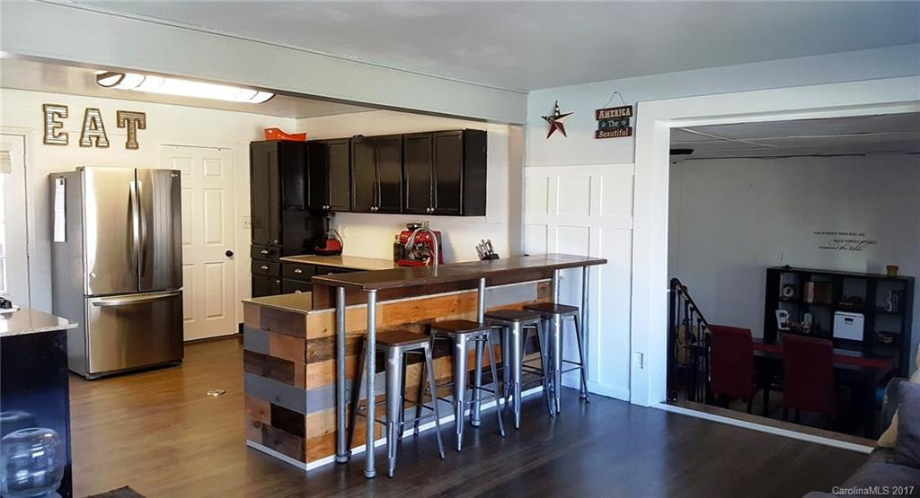 56 Pleasant Ridge Drive - Photo 2