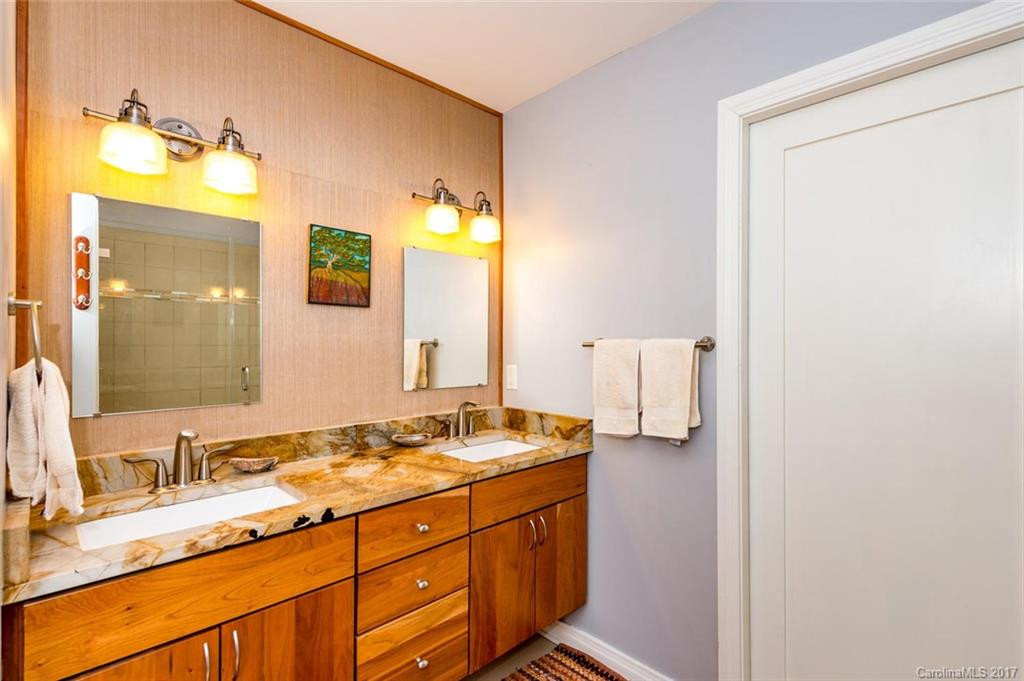 10 Woodcrest Road - Photo 10