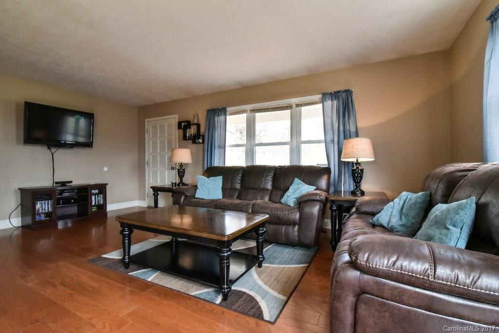 7 Paulines Place - Photo 4