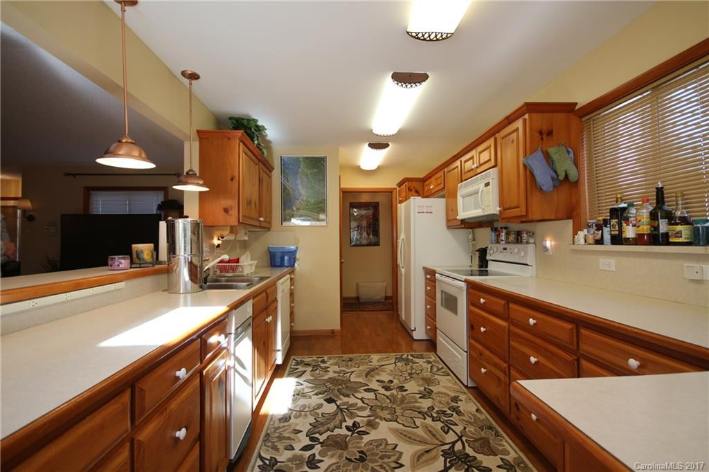 814 Thissa Way - Photo 4