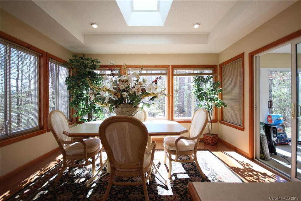 814 Thissa Way - Photo 5