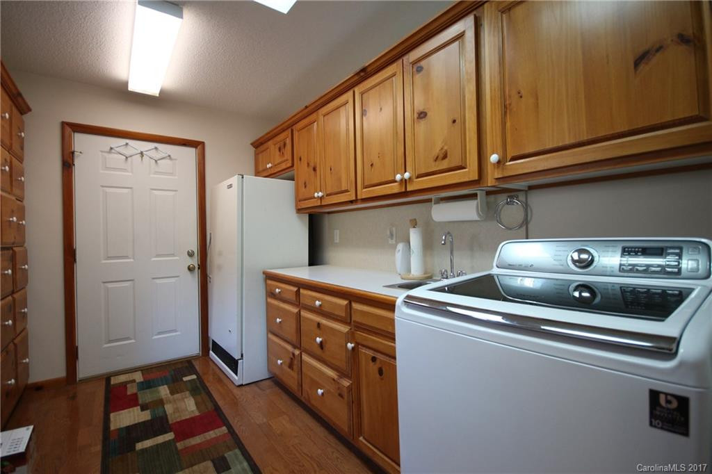 814 Thissa Way - Photo 6