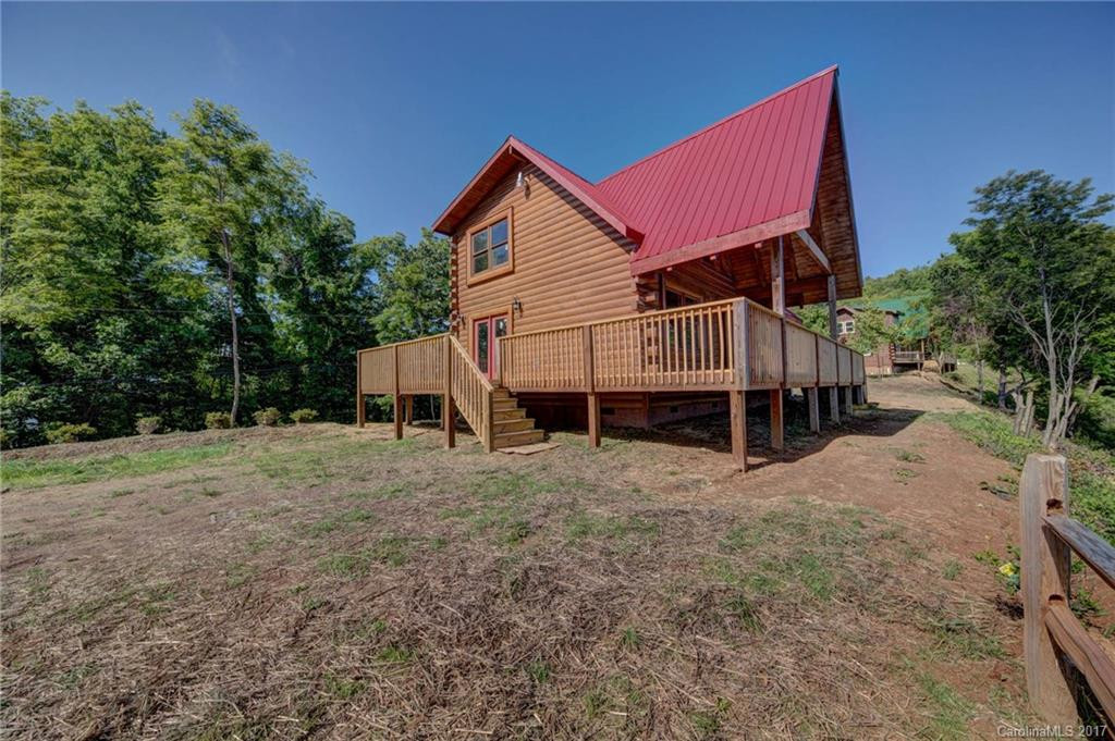 304 Peak Avenue - Photo 2