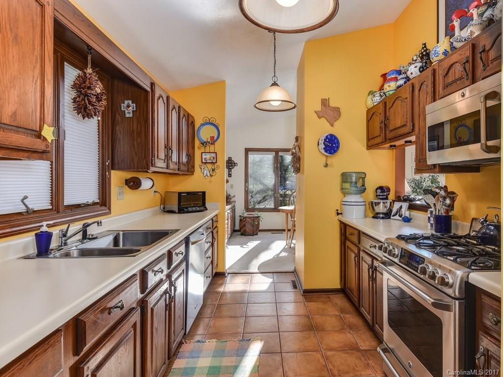 36 Foxglove Road - Photo 7