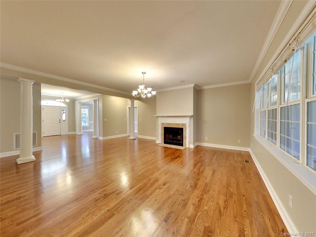 308 Sweetbriar Drive #34 - Photo 3