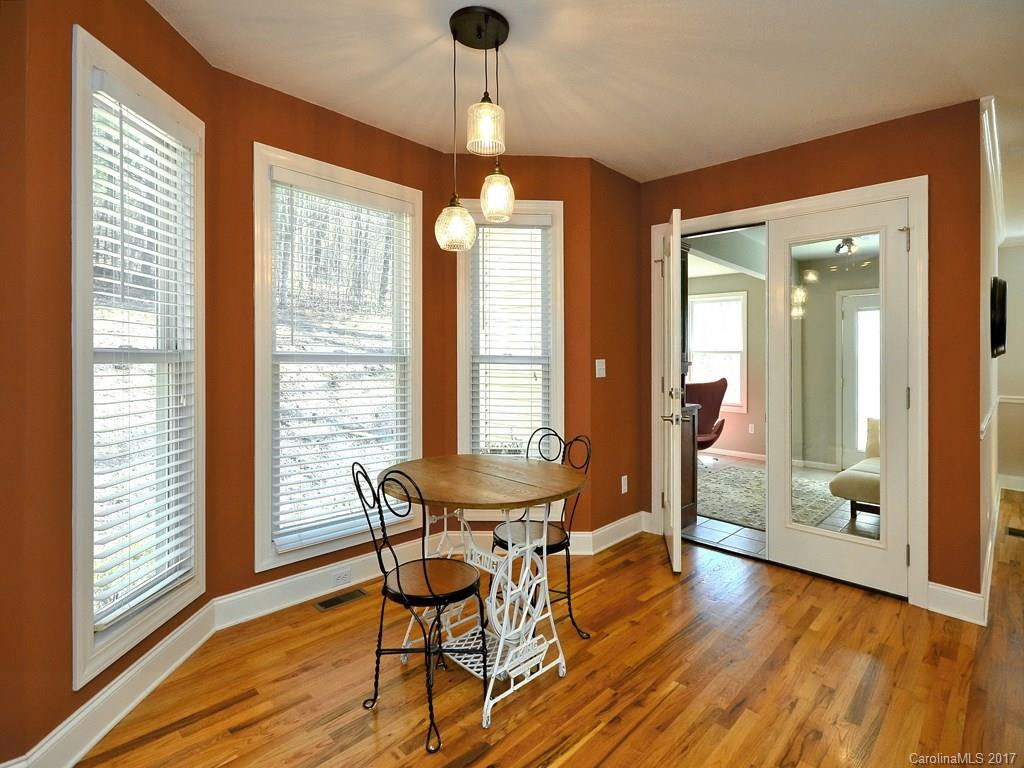 5556 Spring Road - Photo 12
