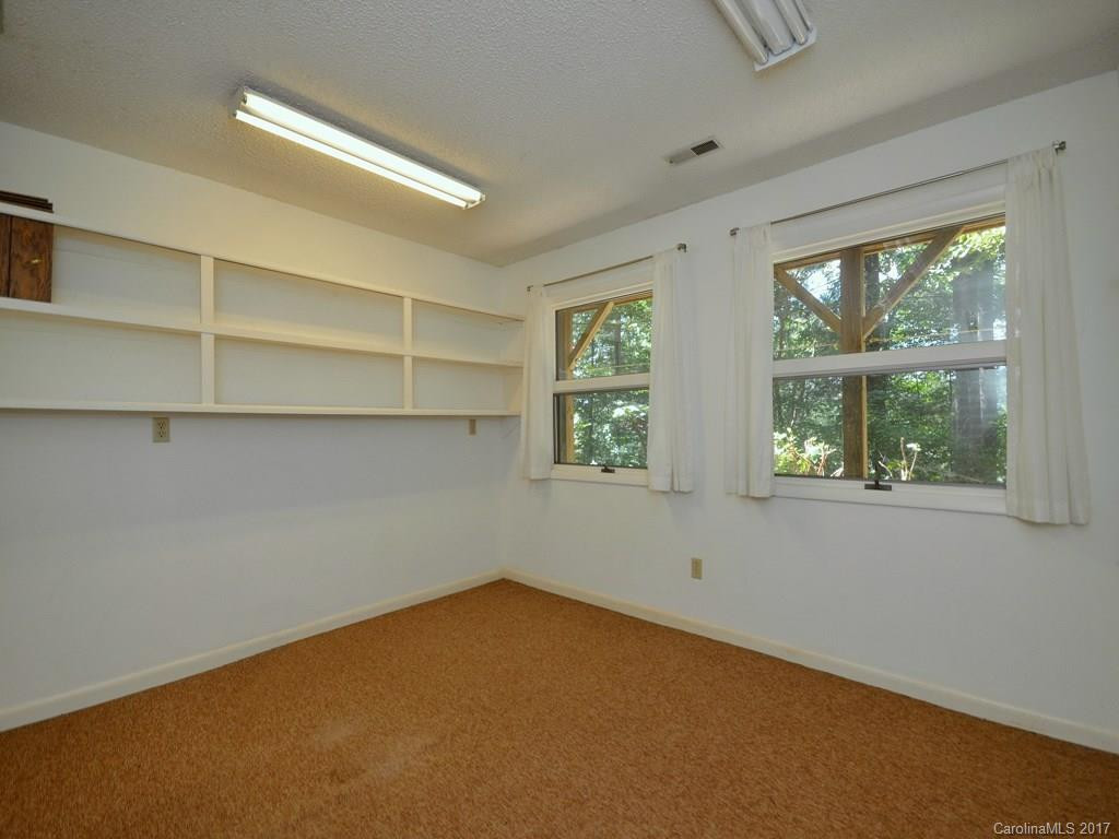 18 Parkview Drive - Photo 12