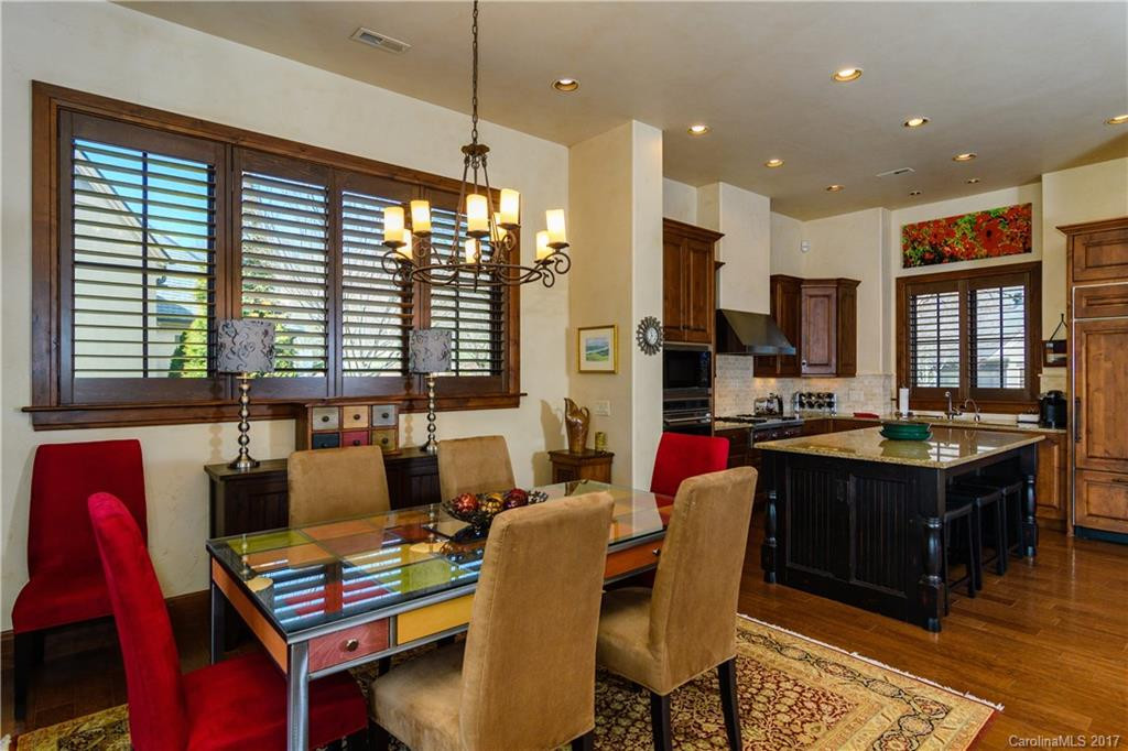 6 Foxbridge Way #37 - Photo 8