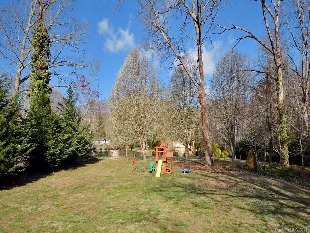 28 Woodhaven Drive - Photo 11