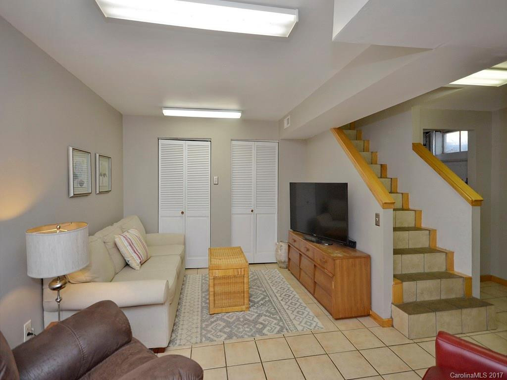 28 Woodhaven Drive - Photo 12