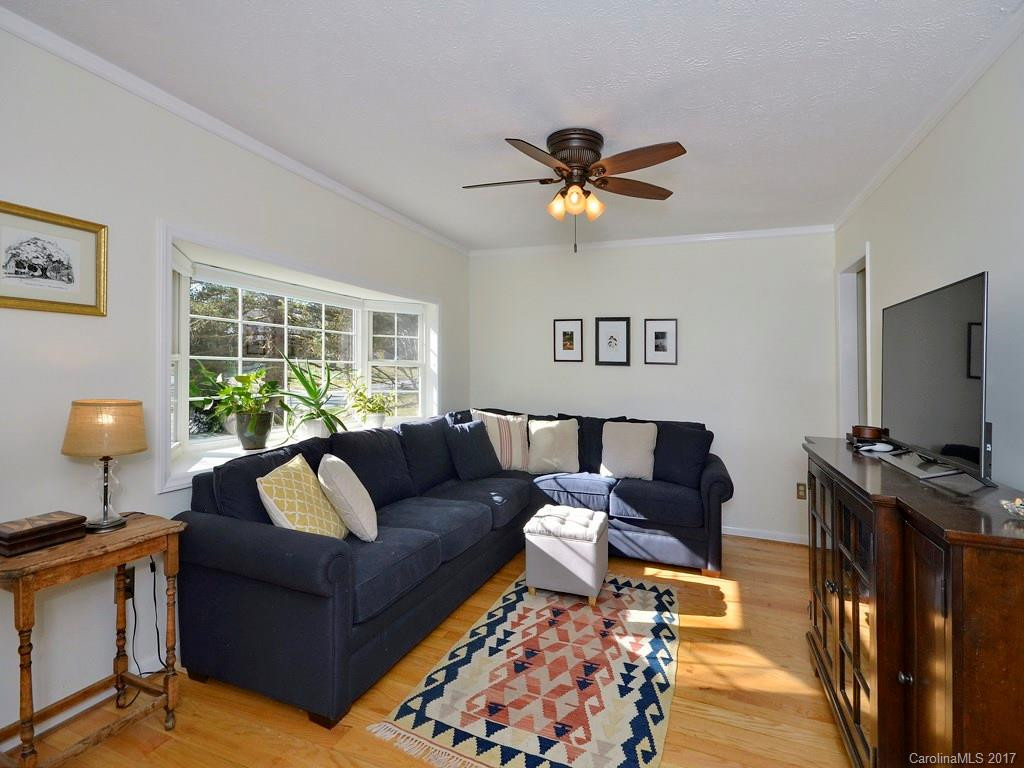 28 Woodhaven Drive - Photo 3