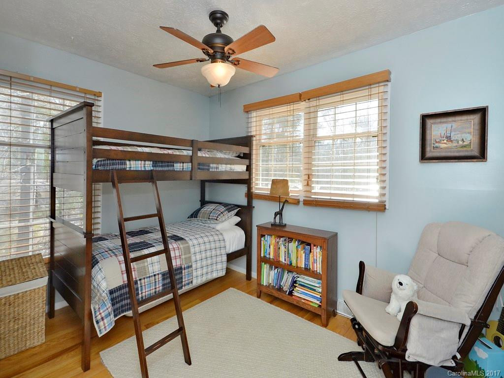 28 Woodhaven Drive - Photo 7