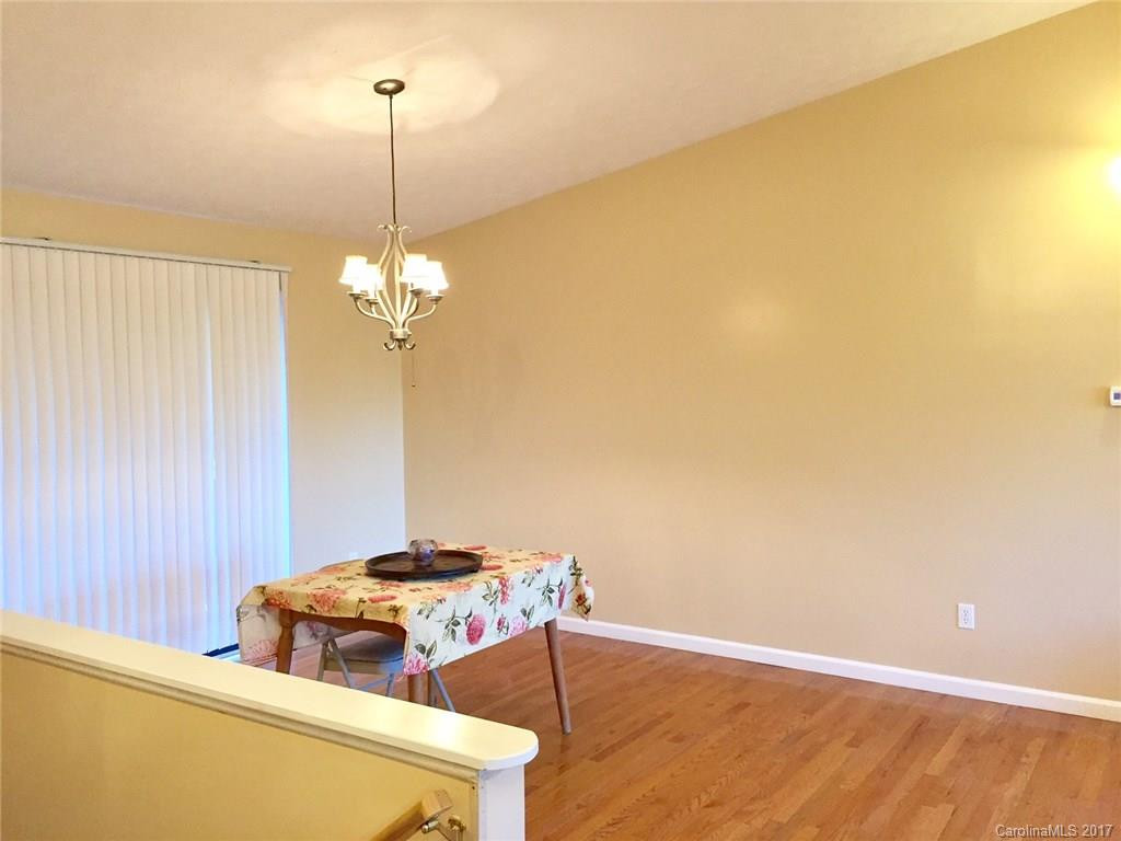 458 Yellow Rose Lane - Photo 6