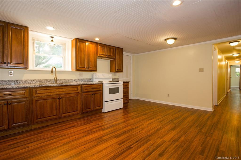 217 Cedar Hill Road - Photo 17